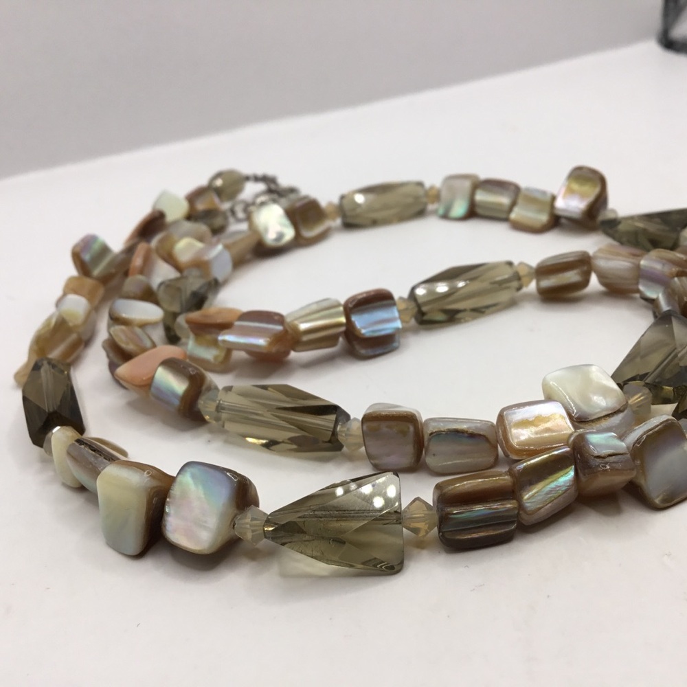 Mother of Pearl (MOP) Shell & Glass Bead Necklace